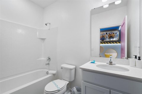 Touwnhouse à vendre à Orlando, Floride: 5 chambres, 178.19 m2 № 1904423 - photo 25