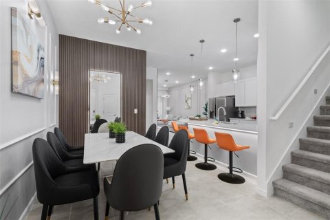 Touwnhouse à vendre à Orlando, Floride: 5 chambres, 178.19 m2 № 1904423 - photo 5