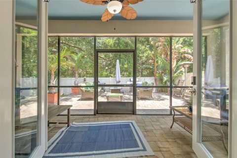 House in Brandon, Florida 3 bedrooms, 191.38 sq.m. № 2215437 - photo 28