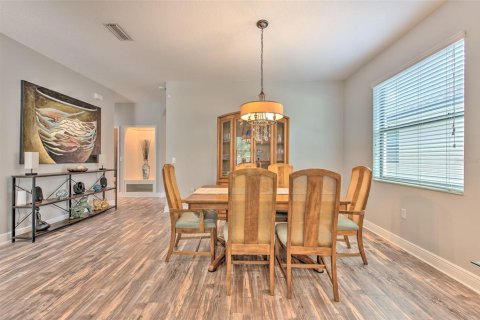House in Brandon, Florida 3 bedrooms, 191.38 sq.m. № 2215437 - photo 26