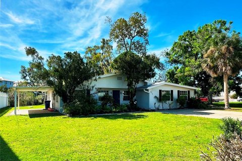 Casa en alquiler en Nokomis, Florida, 3 dormitorios, 174.75 m2 № 1685427 - foto 1