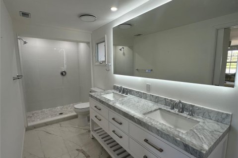 Casa en alquiler en Nokomis, Florida, 3 dormitorios, 174.75 m2 № 1685427 - foto 15