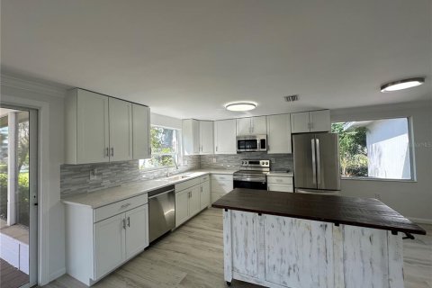 Casa en alquiler en Nokomis, Florida, 3 dormitorios, 174.75 m2 № 1685427 - foto 10