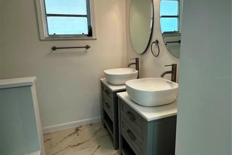 Casa en alquiler en Nokomis, Florida, 3 dormitorios, 174.75 m2 № 1685427 - foto 25