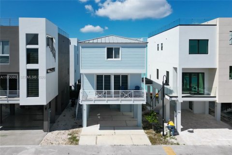 Casa en Key Largo, Florida 3 dormitorios, 147.44 m2 № 2009479