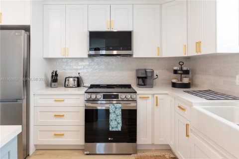 Casa en alquiler en Key Largo, Florida, 3 dormitorios, 147.44 m2 № 2009479 - foto 22