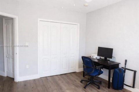 Купить виллу или дом в Хомстед, Флорида 4 спальни, 164.99м2, № 2030830 - фото 19