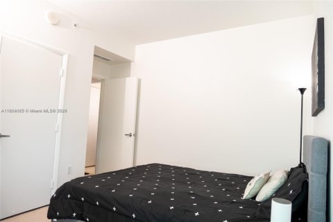 Купить кондоминиум в Майами, Флорида 1 спальня, 60.48м2, № 1958377 - фото 16