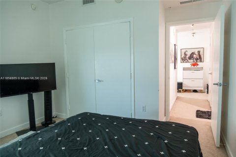 Купить кондоминиум в Майами, Флорида 1 спальня, 60.48м2, № 1958377 - фото 19