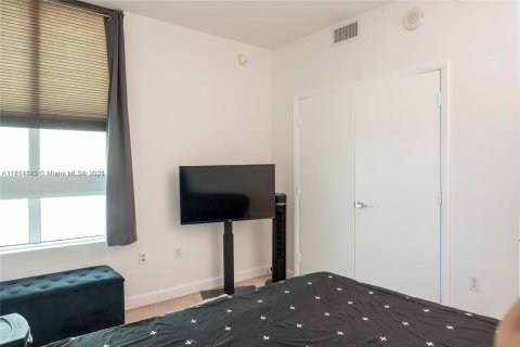 Купить кондоминиум в Майами, Флорида 1 спальня, 60.48м2, № 1958377 - фото 15