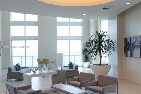 Купить кондоминиум в Майами, Флорида 1 спальня, 60.48м2, № 1958377 - фото 26