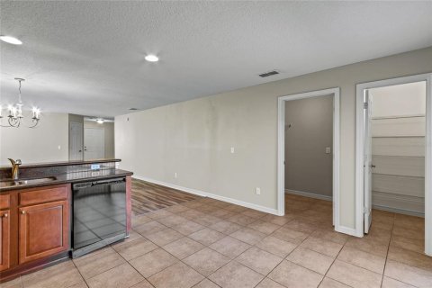 Casa en alquiler en Tavares, Florida, 3 dormitorios, 154.59 m2 № 1910103 - foto 5