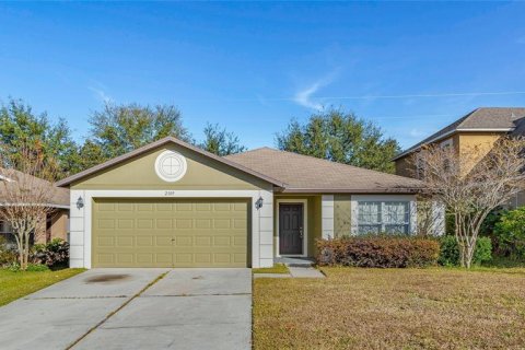 Casa en alquiler en Tavares, Florida, 3 dormitorios, 154.59 m2 № 1910103 - foto 1