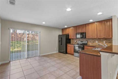 Casa en alquiler en Tavares, Florida, 3 dormitorios, 154.59 m2 № 1910103 - foto 4