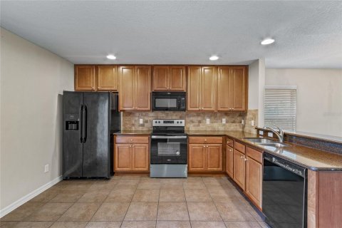 Casa en alquiler en Tavares, Florida, 3 dormitorios, 154.59 m2 № 1910103 - foto 2