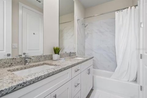 Adosado en alquiler en Kissimmee, Florida, 3 dormitorios, 142.14 m2 № 1870702 - foto 25