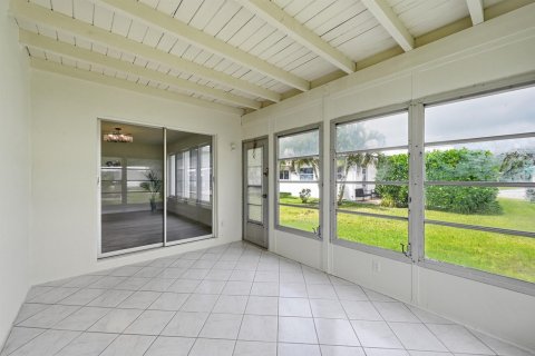 Villa ou maison à vendre à Pompano Beach, Floride: 2 chambres, 131.64 m2 № 2240355 - photo 8