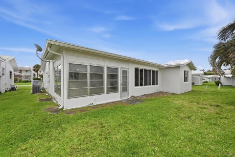 Villa ou maison à vendre à Pompano Beach, Floride: 2 chambres, 131.64 m2 № 2240355 - photo 29