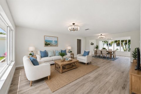 Villa ou maison à vendre à Pompano Beach, Floride: 2 chambres, 131.64 m2 № 2240355 - photo 6