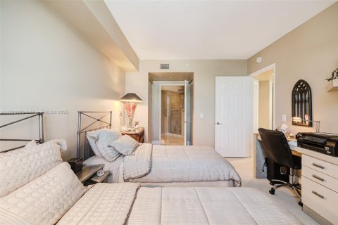 Condominio en venta en Aventura, Florida, 3 dormitorios, 197.88 m2 № 1863916 - foto 19