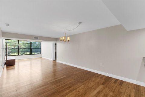 Copropriété à louer à Davie, Floride: 2 chambres, 128.67 m2 № 1931658 - photo 7