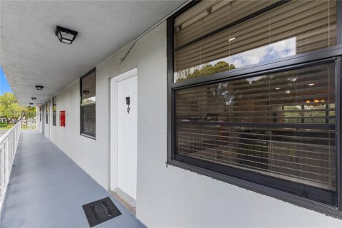 Copropriété à louer à Davie, Floride: 2 chambres, 128.67 m2 № 1931658 - photo 28
