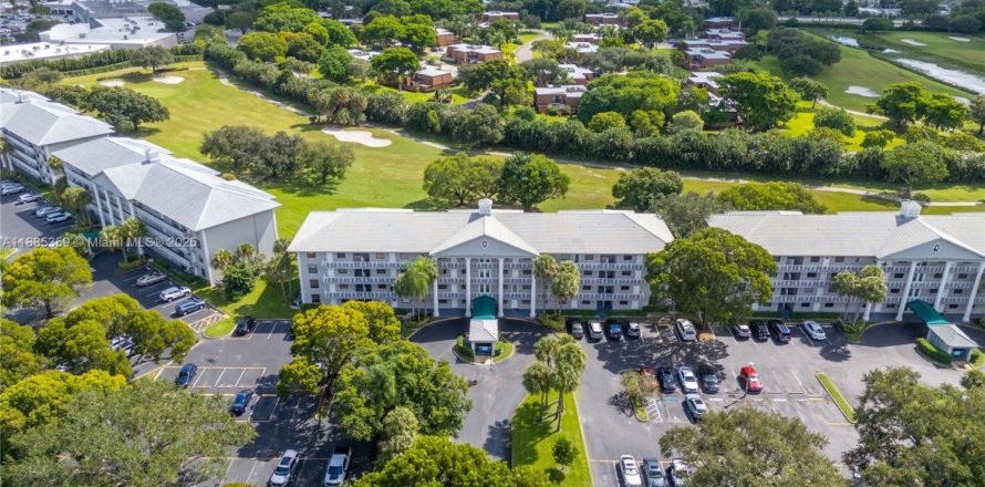 Condo à Davie, Floride, 2 chambres  № 1931658