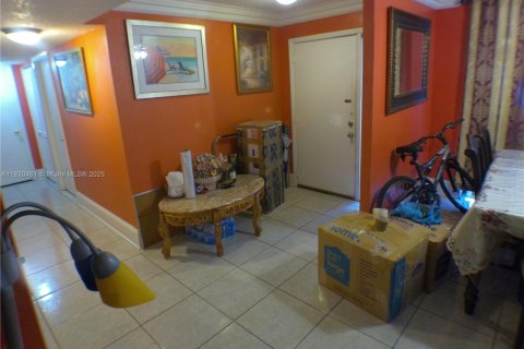 Condo in Miami Gardens, Florida, 3 bedrooms  № 1806141 - photo 26