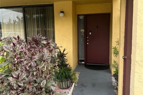 Condo in Miami Gardens, Florida, 3 bedrooms  № 1806141 - photo 5