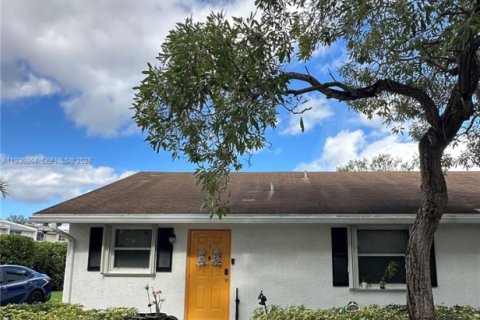 Propiedad comercial en venta en Sunrise, Florida, 371.42 m2 № 2007474 - foto 3