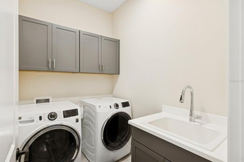 Casa en venta en Bradenton, Florida, 3 dormitorios, 228.54 m2 № 1771542 - foto 26
