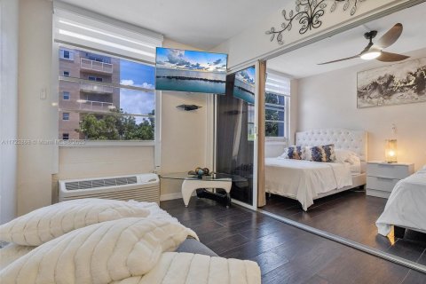 Appartement à louer à Miami Beach, Floride: 1 chambre, 37.16 m2 № 1473483 - photo 5