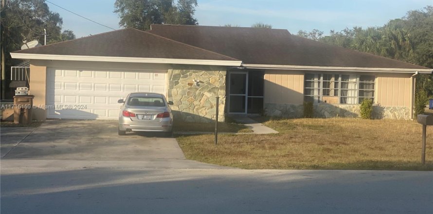 Дом в Лихай-Эйкерс, Флорида 3 спальни, 187.11м2 № 1984990