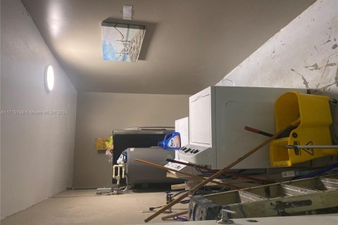 Купить виллу или дом в Лихай-Эйкерс, Флорида 3 спальни, 187.11м2, № 1984990 - фото 13