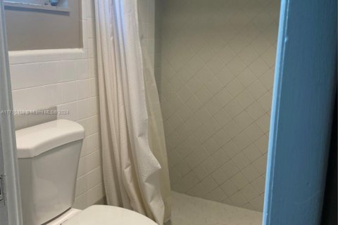 Купить виллу или дом в Лихай-Эйкерс, Флорида 3 спальни, 187.11м2, № 1984990 - фото 20