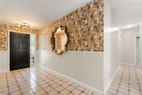 House in Dunedin, Florida 3 bedrooms, 239.69 sq.m. № 1661768 - photo 8