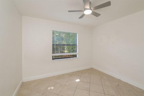 Villa ou maison à vendre à Coconut Creek, Floride: 3 chambres, 131.55 m2 № 2085102 - photo 11