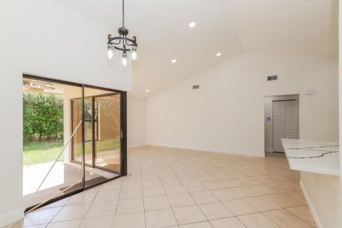 Villa ou maison à vendre à Coconut Creek, Floride: 3 chambres, 131.55 m2 № 2085102 - photo 5
