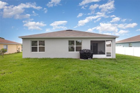 House in Kissimmee, Florida 4 bedrooms, 173.91 sq.m. № 1791250 - photo 24