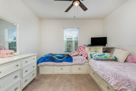 House in Kissimmee, Florida 4 bedrooms, 173.91 sq.m. № 1791250 - photo 16