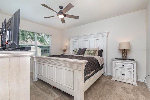 House in Kissimmee, Florida 4 bedrooms, 173.91 sq.m. № 1791250 - photo 19