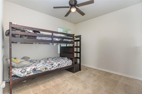 House in Kissimmee, Florida 4 bedrooms, 173.91 sq.m. № 1791250 - photo 14