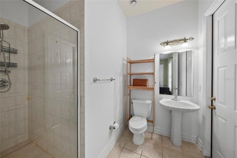 House in Lutz, Florida 4 bedrooms, 256.13 sq.m. № 2405509 - photo 22