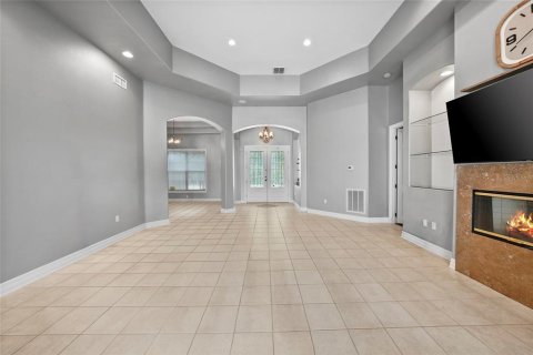 House in Lutz, Florida 4 bedrooms, 256.13 sq.m. № 2405509 - photo 11