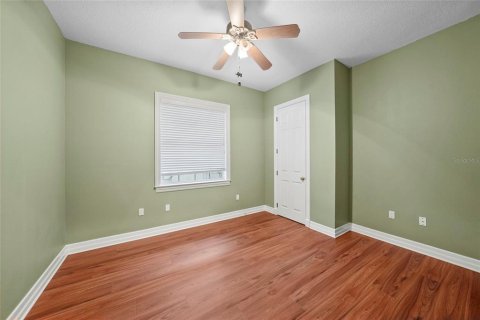 House in Lutz, Florida 4 bedrooms, 256.13 sq.m. № 2405509 - photo 23