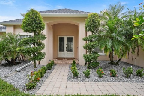 House in Lutz, Florida 4 bedrooms, 256.13 sq.m. № 2405509 - photo 7