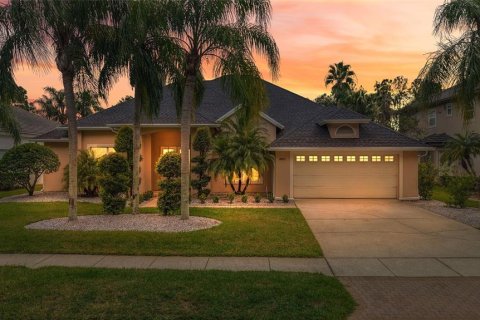 Casa en Lutz, Florida 4 dormitorios, 256.13 m2 № 2405509