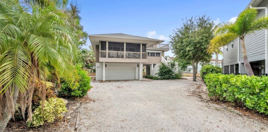 Villa ou maison à Anna Maria, Floride 3 chambres, 260.13 m2 № 2405368
