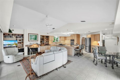 Villa ou maison à vendre à Anna Maria, Floride: 3 chambres, 260.13 m2 № 2405368 - photo 13