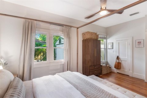 House in Orlando, Florida 3 bedrooms, 115.94 sq.m. № 1648234 - photo 14